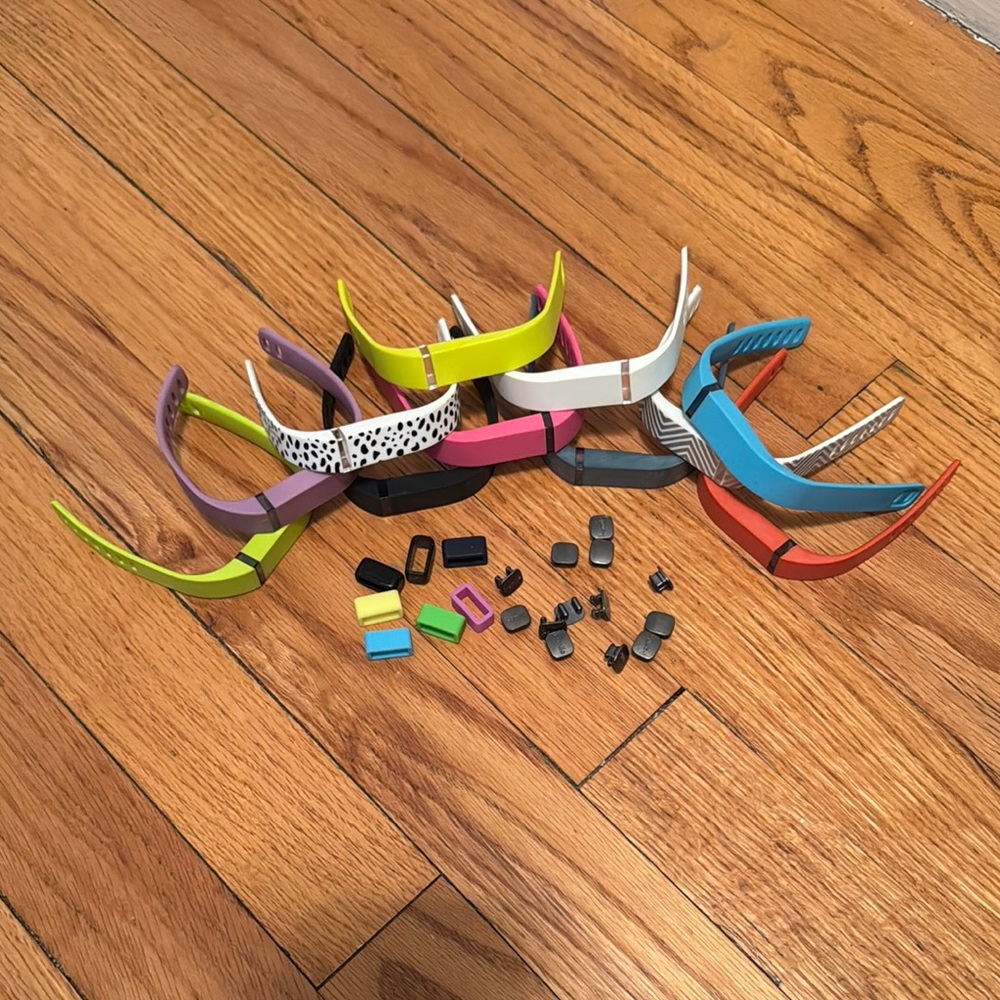 Fitbit replacement bands in various colors/patterns new/like new